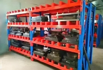模具货架如何选？抽屉式模具架与横梁式模具架对比