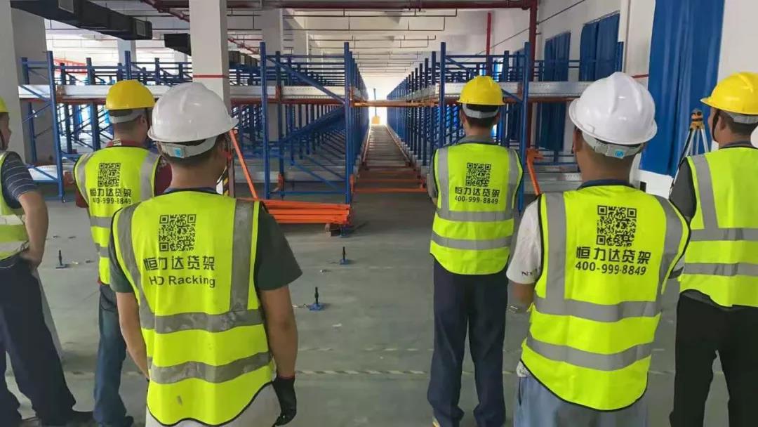 仓储货架安装队