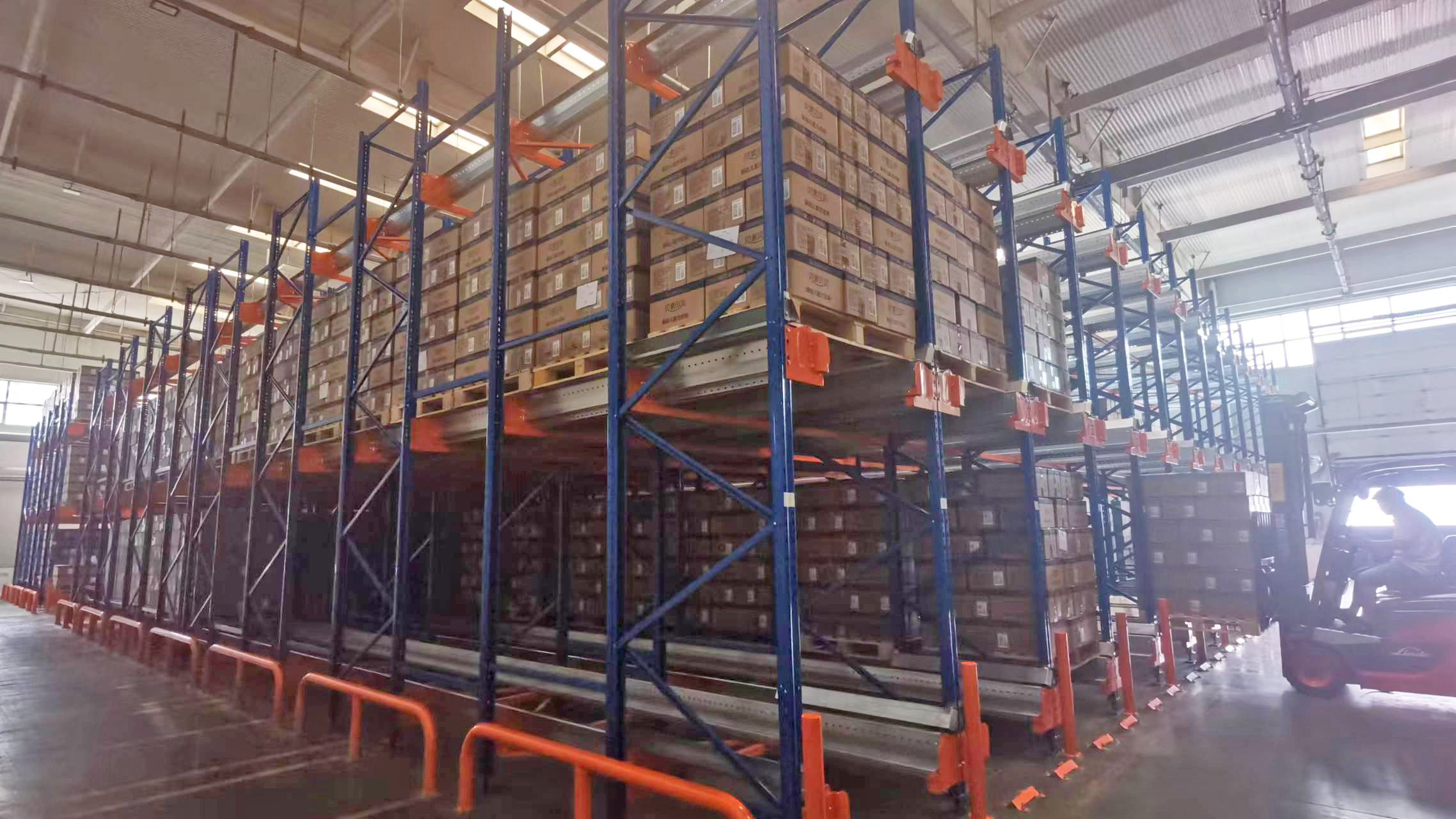 穿梭式货架 穿梭式货架